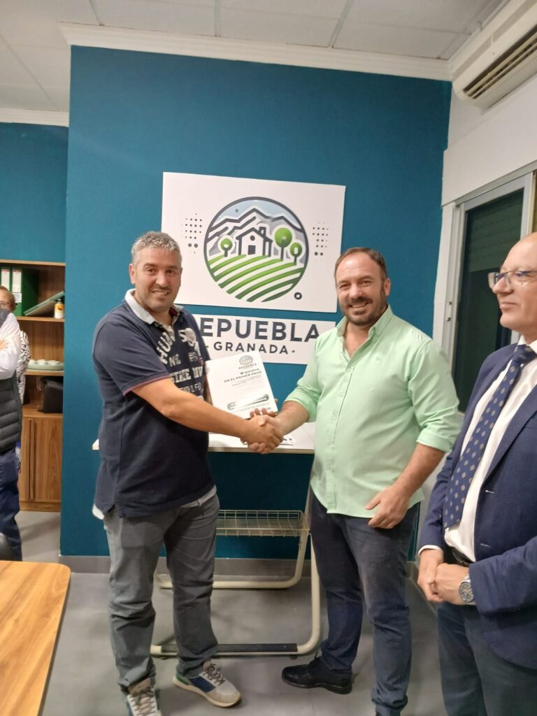 555996518 122150429234681606 8080462144678385887 n